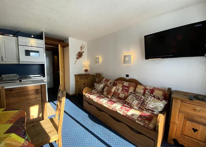 Machu - Location: Avec Vue Sur Les Pistes, Skis Aux Pied Mae-9101 *