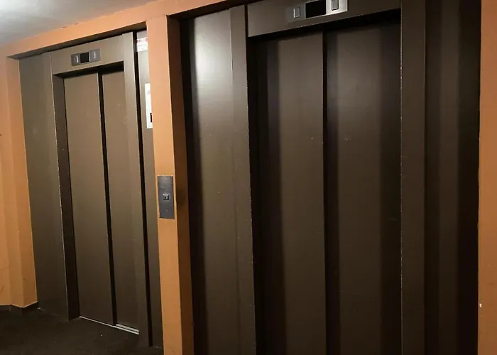 Machu - Location: Avec Vue Sur Les Pistes, Skis Aux Pied Mae-9101 *