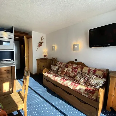 Machu - Location: Avec Vue Sur Les Pistes, Skis Aux Pied Mae-9101 *