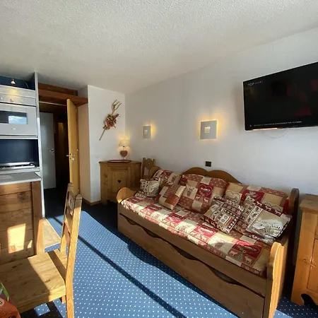 Machu - Location: Avec Vue Sur Les Pistes, Skis Aux Pied Mae-9101 * Val Thorens