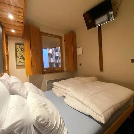 Apartment Machu - Location: Avec Vue Sur Les Pistes, Skis Aux Pied Mae-9101